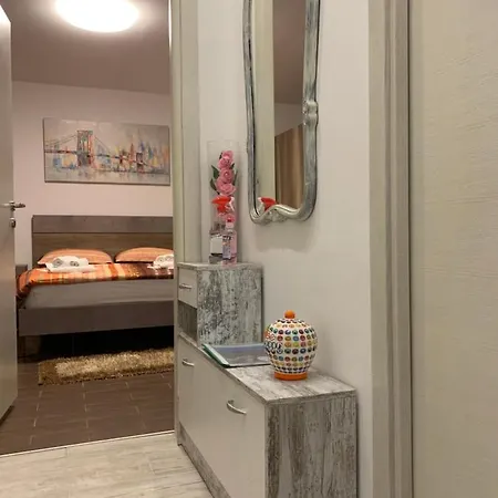 Apartment Mb